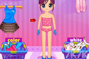 用刀划开女孩子所有的衣服<a href=https://www.sysxhz.com/game/ target=_blank class=infotextkey>游戏</a>（剪刀剪衣服<a href=https://www.sysxhz.com/game/ target=_blank class=infotextkey>游戏</a>）